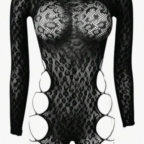Black Leopard Pattern Long-Sleeve Shorts Fishnet Bodysuit - Picture 4 of 5